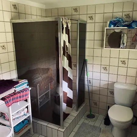 Retro Chata Na Sazave Pro Rodinu I Par. Landsted Samopse